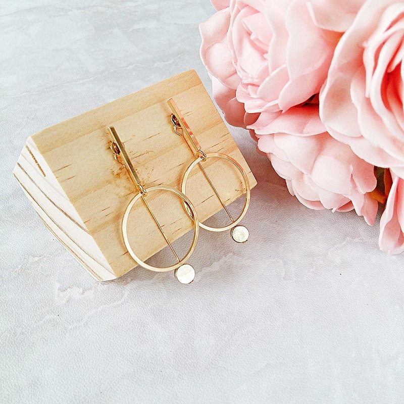 ::极简几何系列:: 简约几何混搭圆形形状个性耳钉耳环花托 / ::Minimalist Geometric Collection:: Gold Plated Minimalist Geometric Round Circle Bar Ear Stud Dangle Drop Earrings Jacket - 耳环/耳夹 - 其他金属 金色