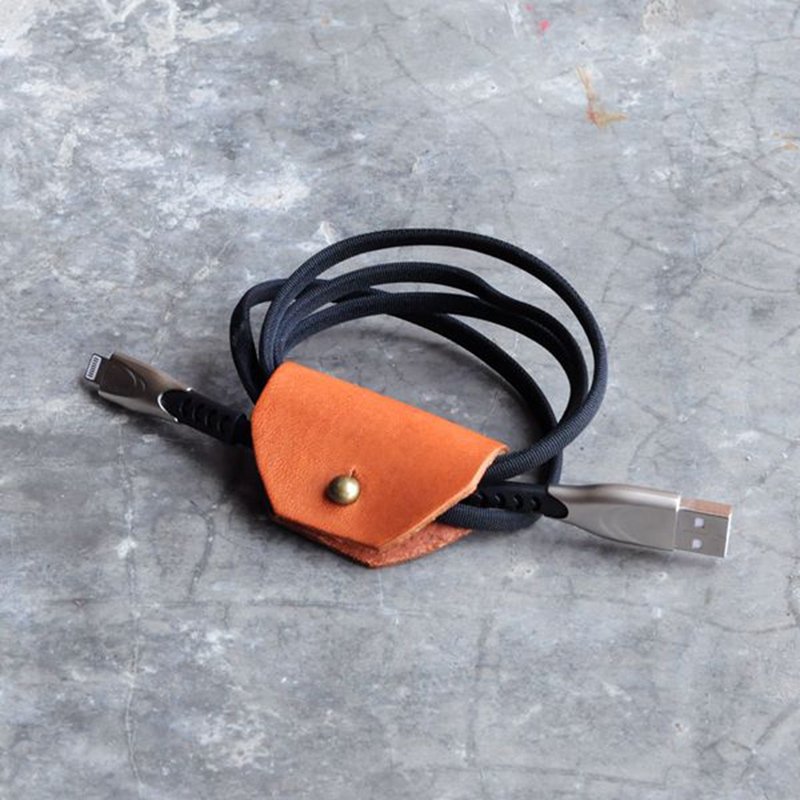 电线收纳 | 手工皮件 | 定制化礼物 | 植鞣革-充电线收线器 - 卷线器/电线收纳 - 真皮 咖啡色