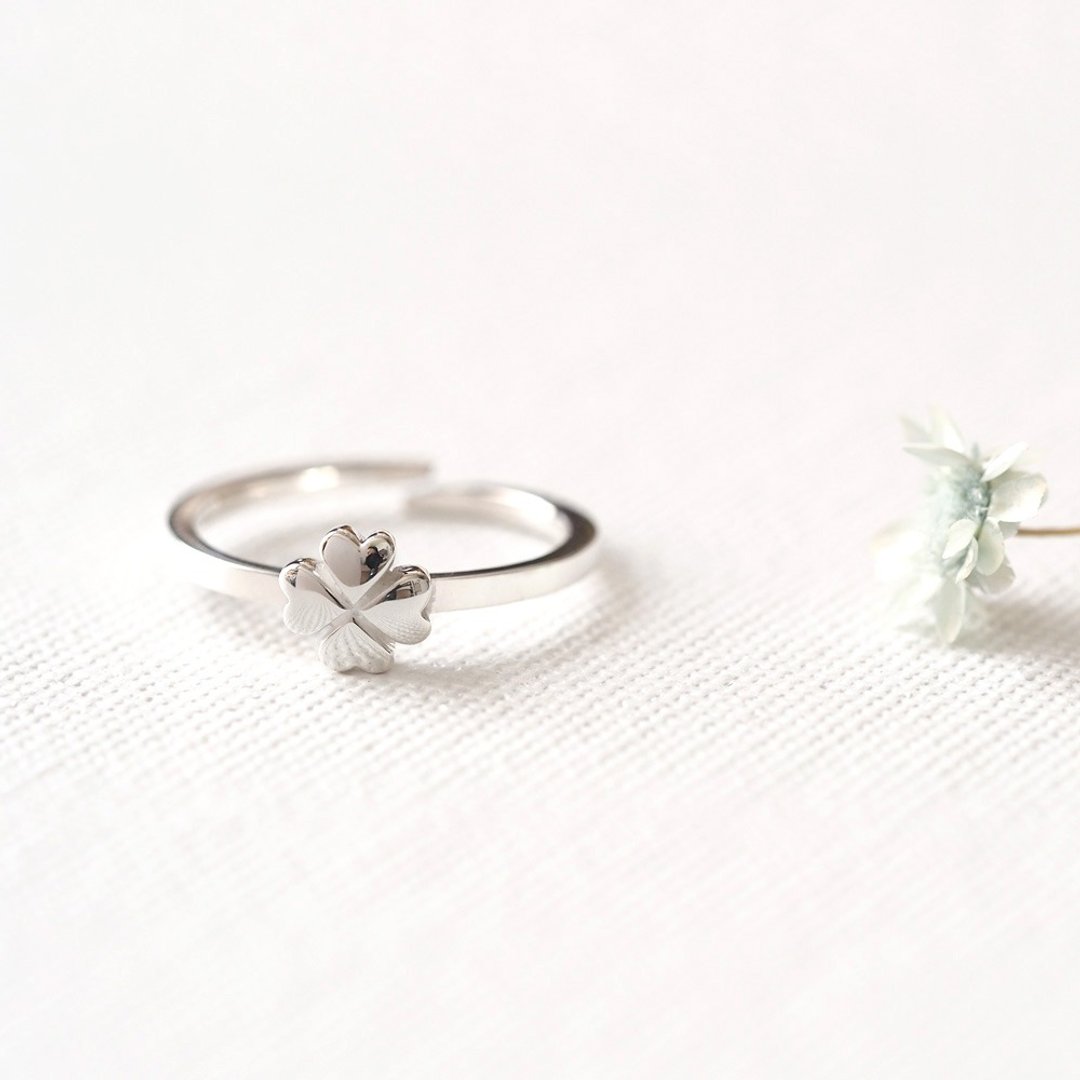 Four leaf clover ring Silver 925 - 戒指 - 其他金属 银色