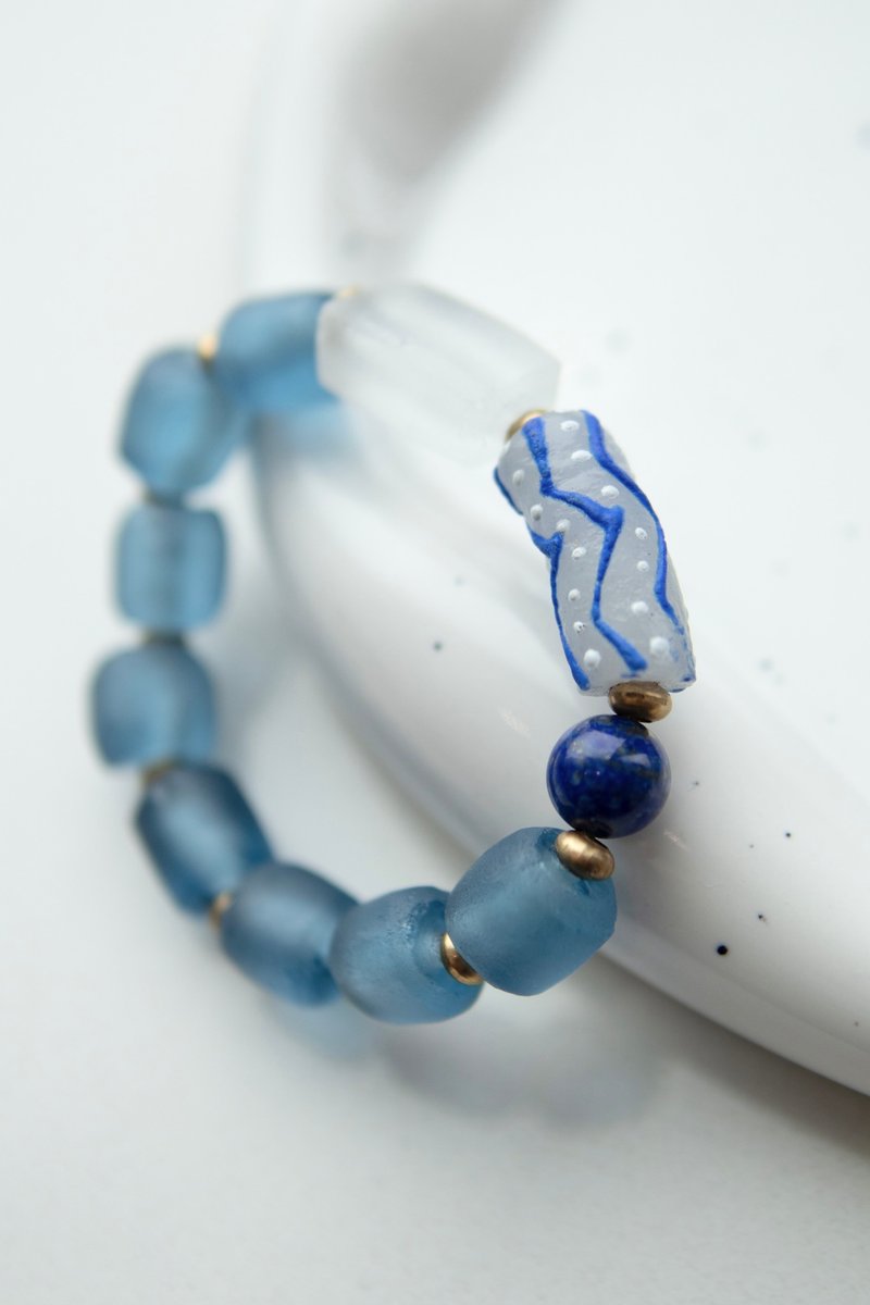 西亚老皮古琉璃+非洲贸易珠+青金石+黄铜珠 - 手链/手环 - 琉璃 