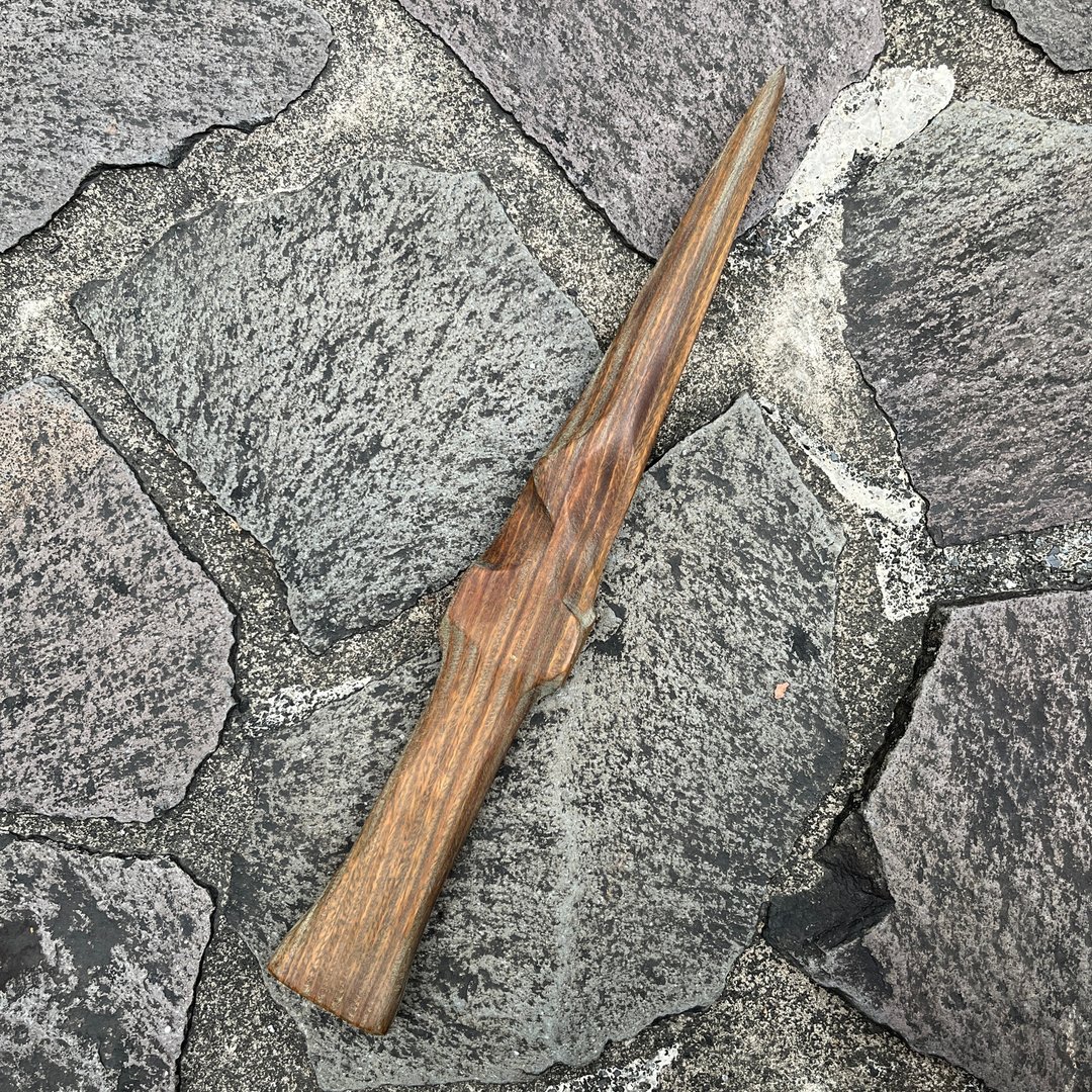 我贩剑　妖刀　逾签　绿檀收藏艺品　匕首　木刀　小刀　魔剑纸镇 - 摆饰 - 木头 绿色