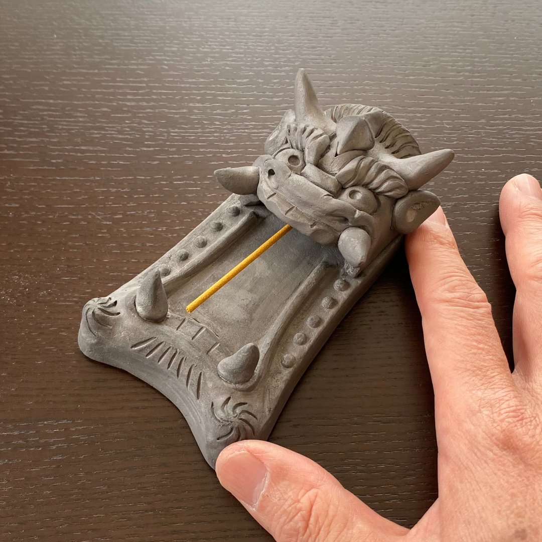 Onigawara-shaped incense holder, two-piece type B - 香薰/精油/线香 - 陶 灰色