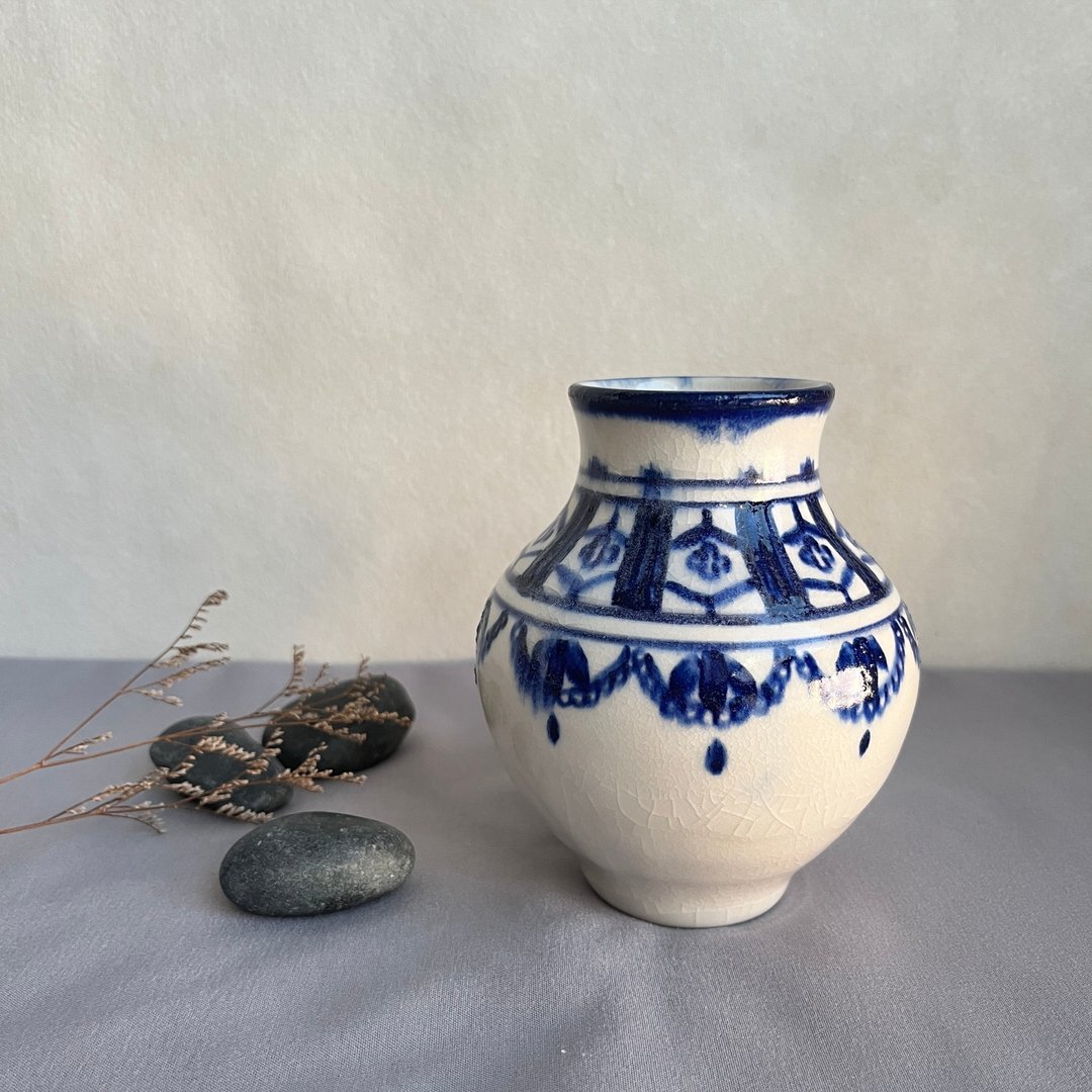 手绘青花。手工陶瓷花瓶 花器 花道道具 陶器 青花瓷 新年礼物 - 花瓶/陶器 - 陶 多色