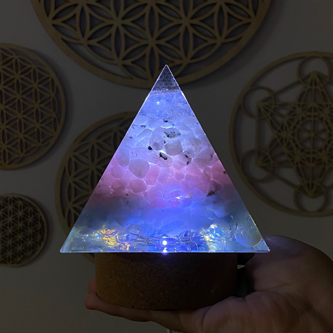 Orgonite Light - 白水晶、月光石、粉水晶、海蓝宝、蛋白石 - 灯具/灯饰 - 水晶 多色