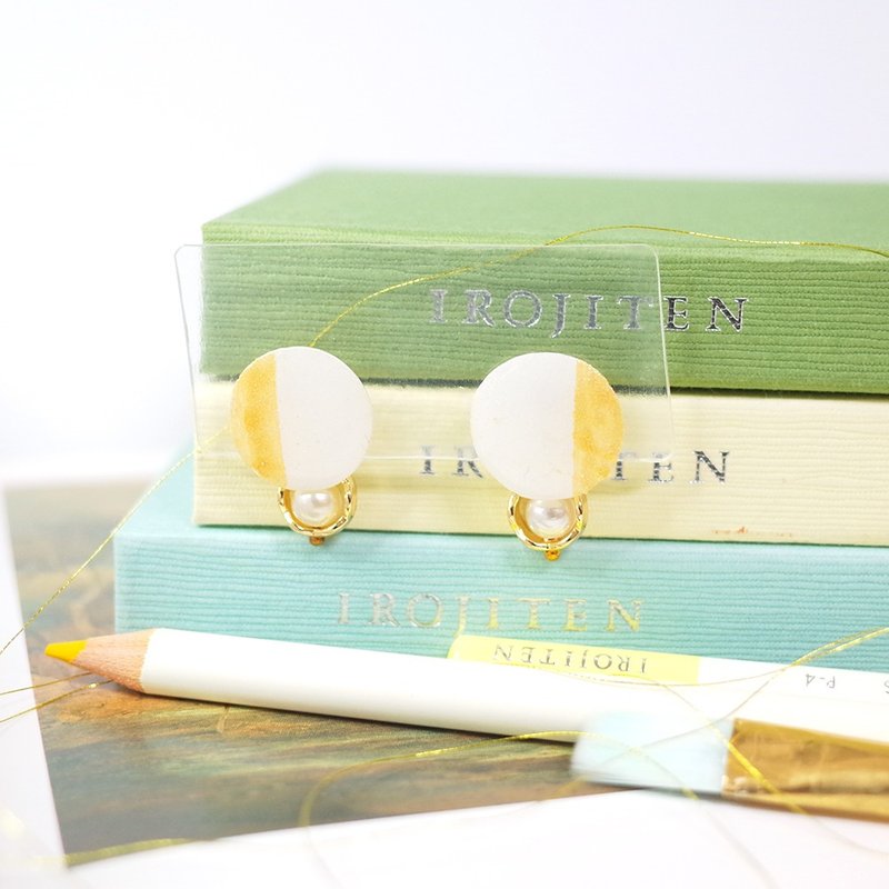 白金 手绘贴耳耳环 耳针/耳夹 - 耳环/耳夹 - 防水材质 白色