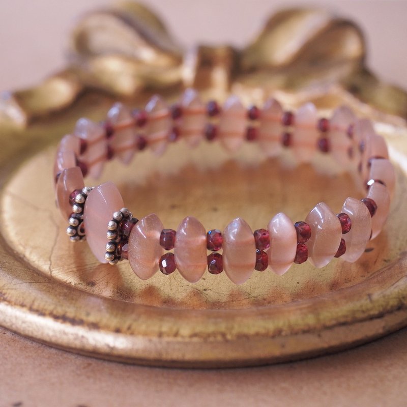 橙色月光石 红石榴石 纯银手环 Orange moonstone bracelet - 手链/手环 - 半宝石 橘色