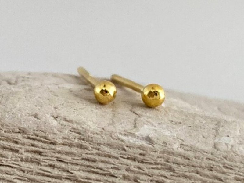K24純金 丸玉スタッドピアス  K24 Round Ball Stud 片耳分から　K24 釈迦玉ピアス - 耳环/耳夹 - 其他金属 