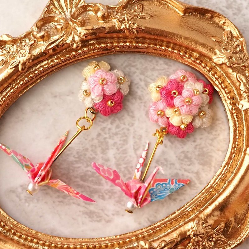 【耳环/耳夹】钩针花束/微型/折纸 - 耳环/耳夹 - 绣线 粉红色