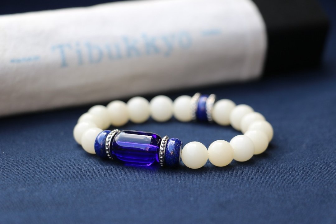 白玉菩提根 8mm圆珠 串珠设计 佛珠饰品 菩提子 穿搭 蓝琉璃 送礼 - 手链/手环 - 植物．花 