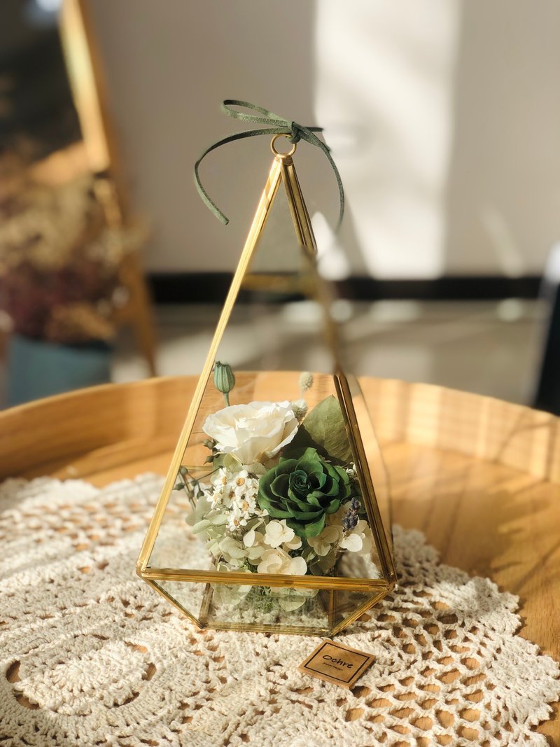 Ochre 立方体玻璃花房系列-金边四角钻 花礼 花盒 - 干燥花/捧花 - 植物．花 绿色