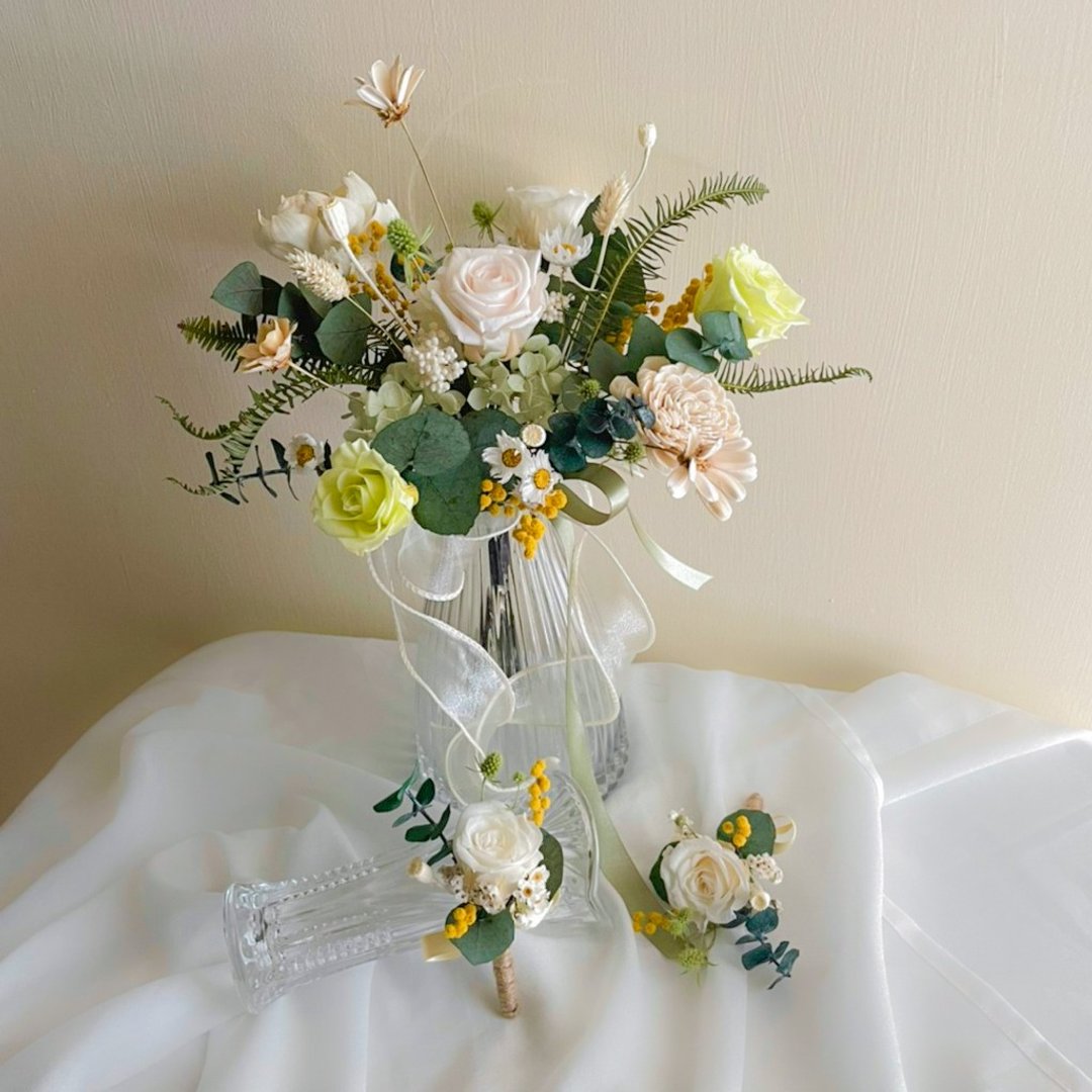 【婚礼捧花】永生花婚礼套组-白绿色 (含捧花、手腕花、胸花) - 干燥花/捧花 - 植物．花 白色