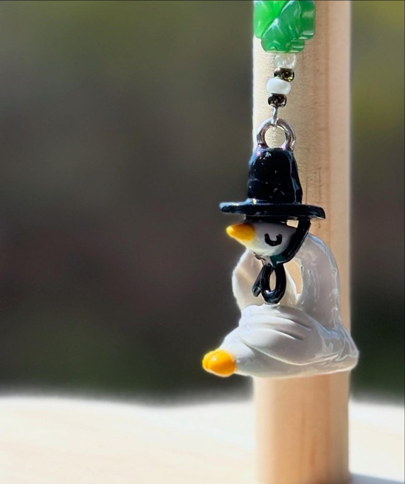 鹅坠饰 韩国传统 可爱 手工黏土 钥匙圈 'Kim Kku-ak' - 钥匙链/钥匙包 - 粘土 白色