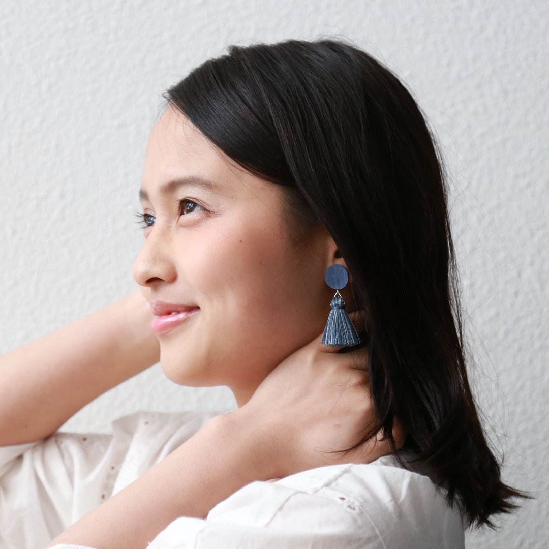Tassel paper earrings-Blue- - 耳环/耳夹 - 纸 蓝色