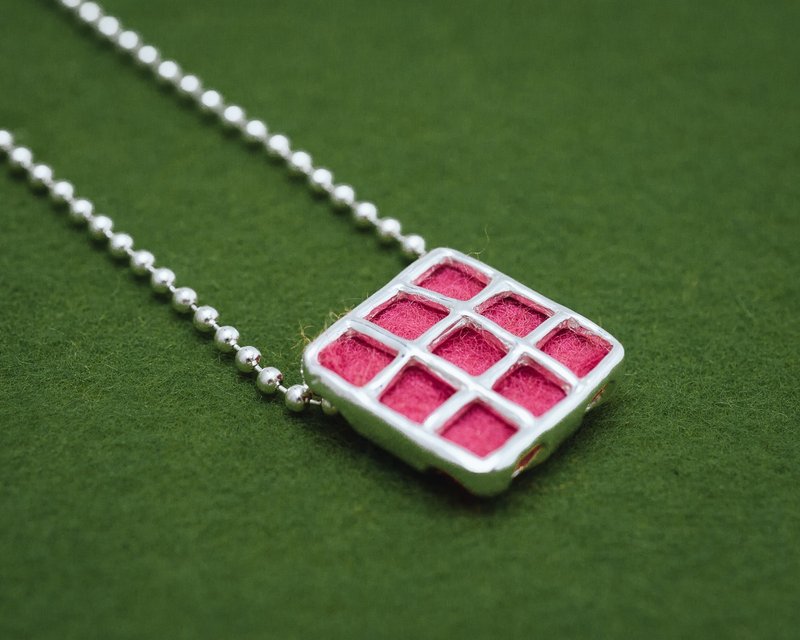 Pochette necklace - Japanese - Felt insert - reversible - pendant and chain - 项链 - 其他金属 银色