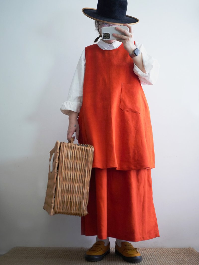 限量一件字纹英文小字番茄红伞状背心洋装 - 女装背心 - 棉．麻 红色