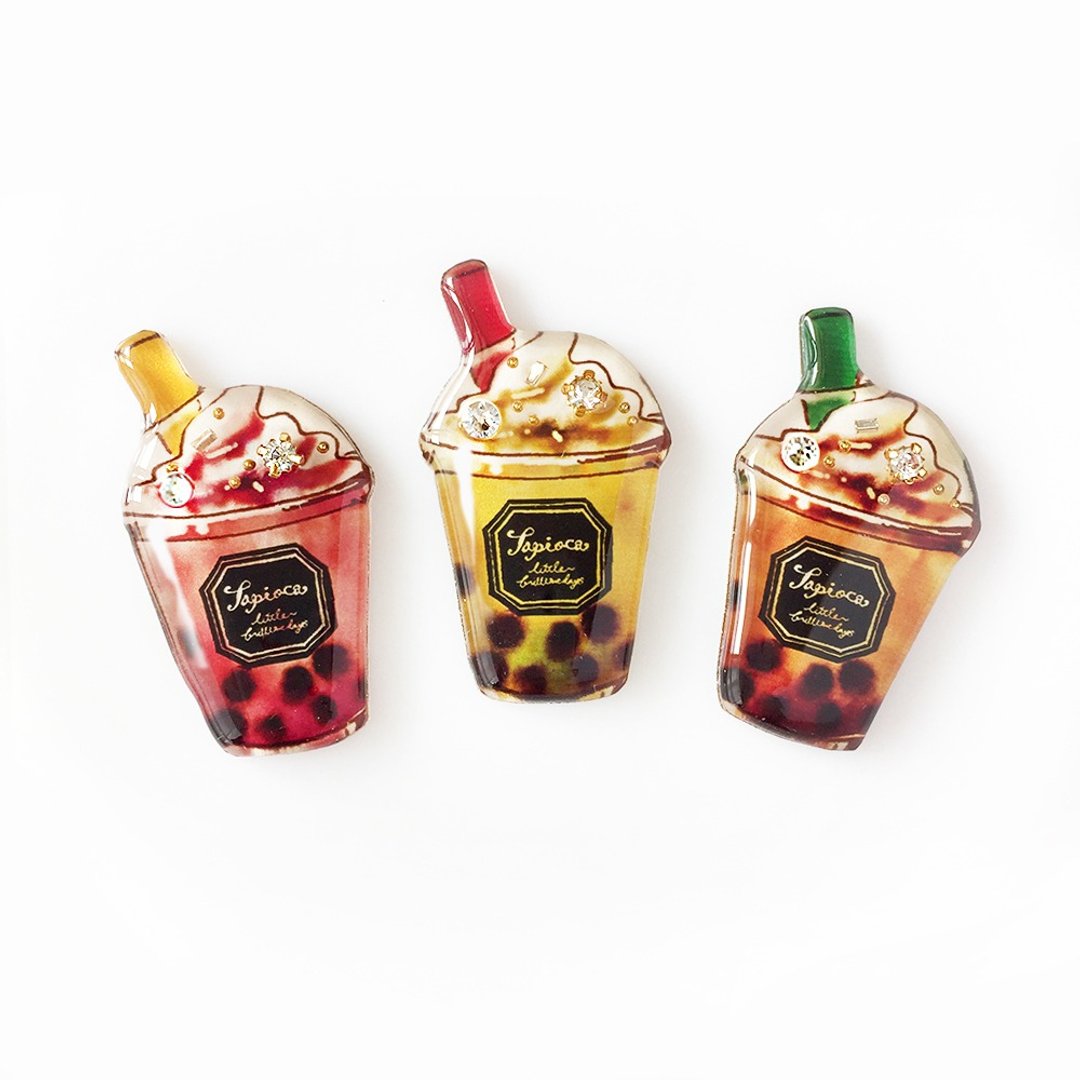Tapioca milktea brooch Tapioca milktea brooch - 胸针 - 塑料 粉红色