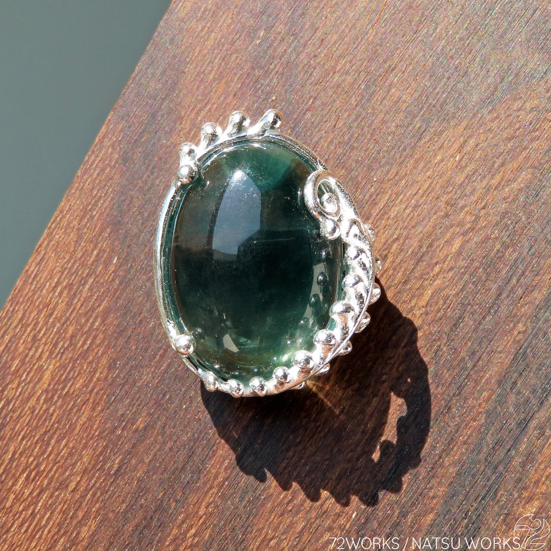 Green Fluorite Brooch - 胸针 - 宝石 绿色