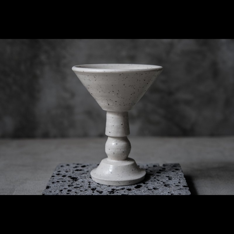 。斑点白陶高脚清酒杯/花皿/置物摆设 - 酒杯/酒器 - 陶 