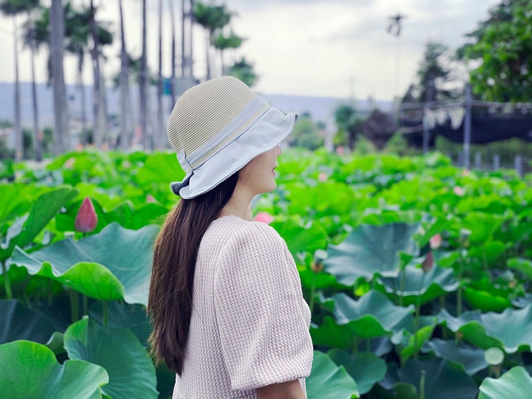 Unni若芙典雅草帽-编织帽  帽子 登山帽 防晒 渔夫帽 straw hat - 帽子 - 植物．花 蓝色