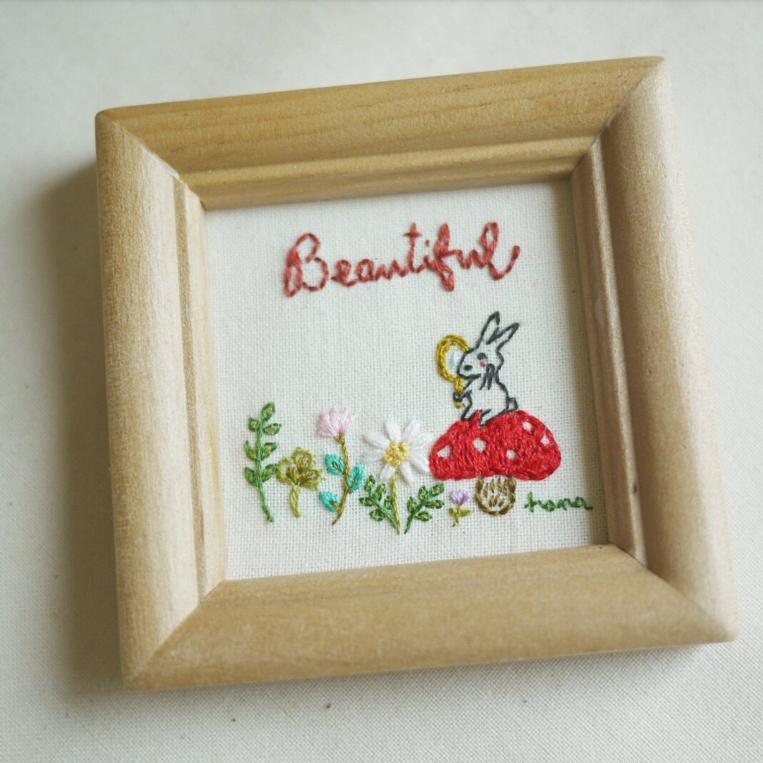 《森林的刺绣》迷你刺绣画 - Beautiful 的兔子小姐 - 其他 - 绣线 多色