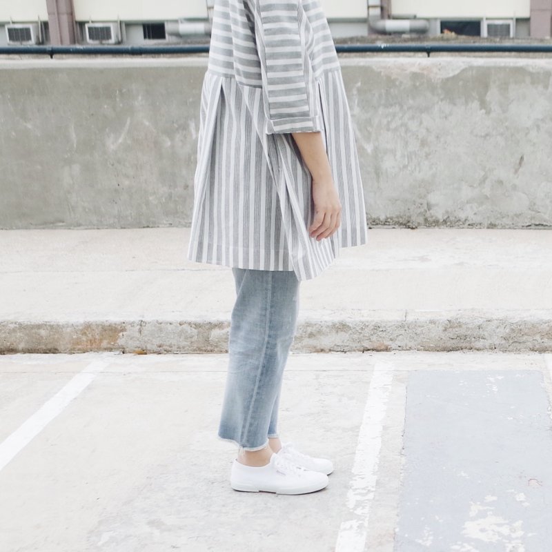 平领条纹洋装 - 洋装/连衣裙 - 棉．麻 白色