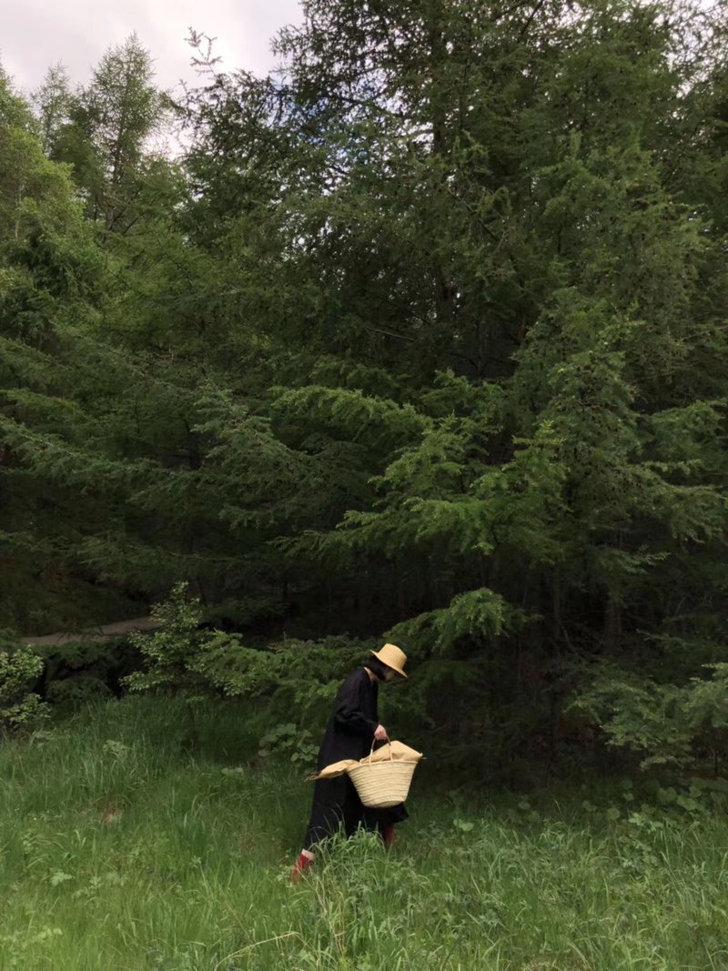 法国亚麻 暗纹翻领灯笼袖洋装 连身长裙 衬衣裙 黑色条纹 - 洋装/连衣裙 - 棉．麻 黑色