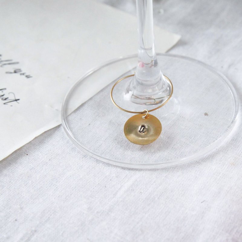 我的。定制字母酒杯环 - 酒杯/酒器 - 铜/黄铜 金色