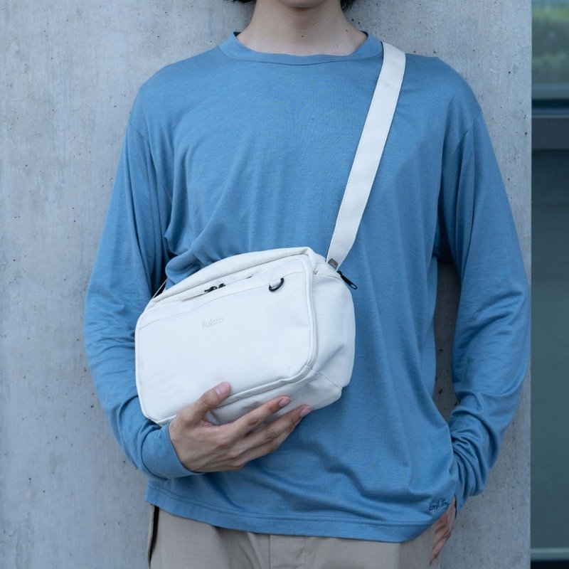 【fulcro】Explorer系列-简约随身侧背包(GADGET reporter)(多色) - 后背包/双肩包 - 聚酯纤维 白色