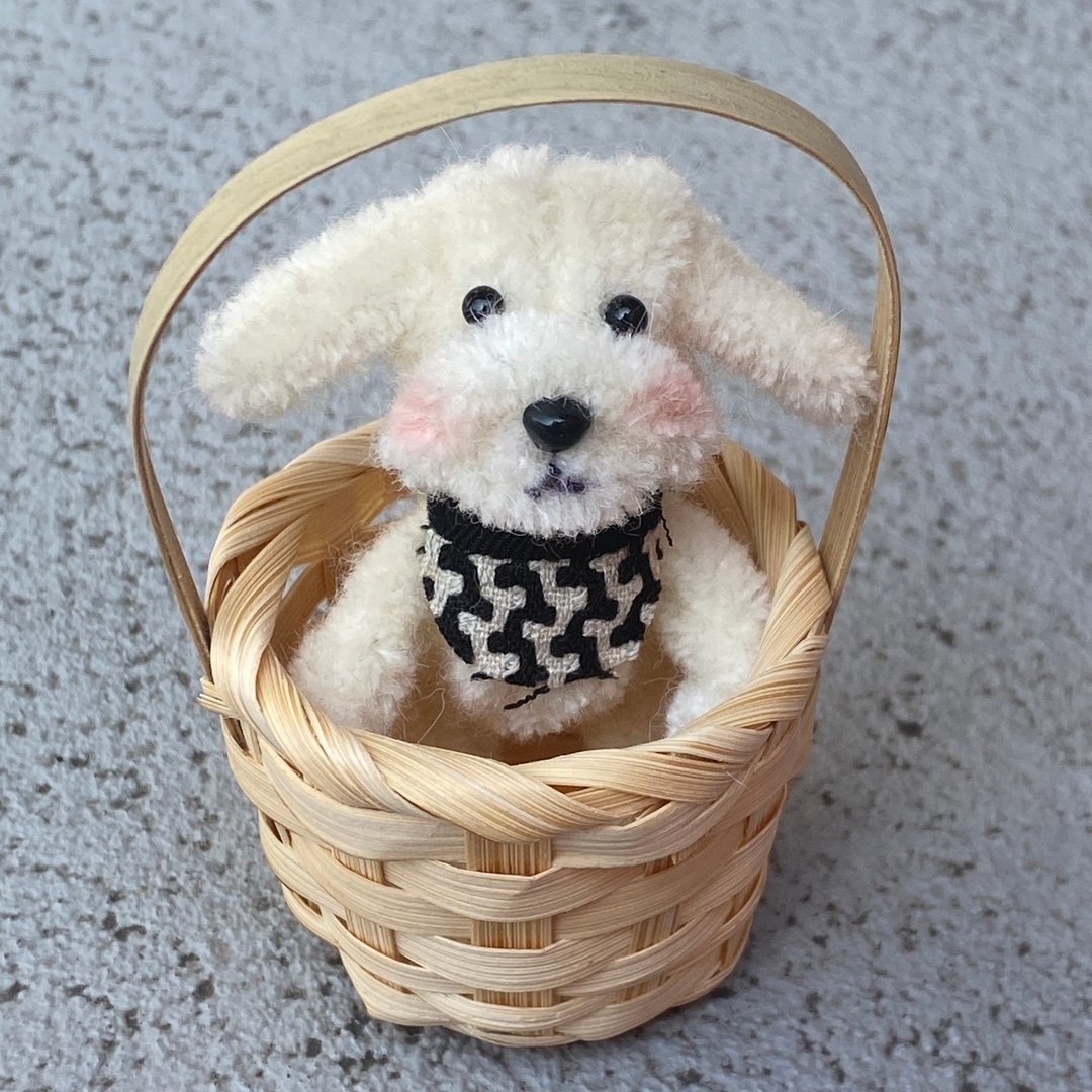 小白犬 站着8cm-毛根扭扭棒手作/娃娃宠物玩偶公仔 - 摆饰 - 其他材质 白色