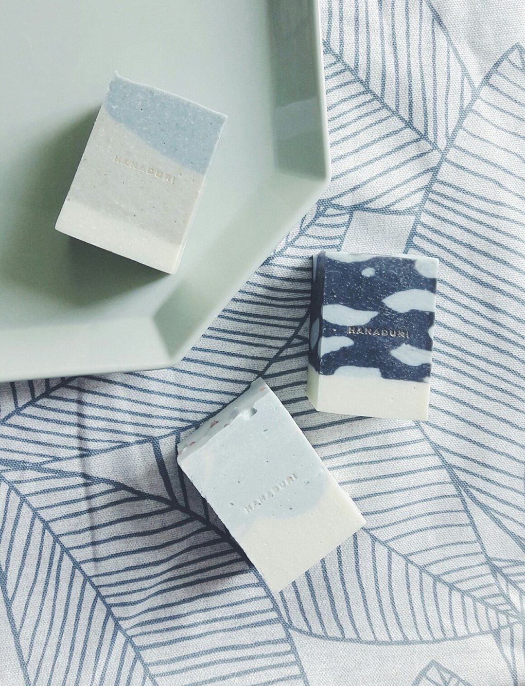 KOREA / Organic Aroma Sea Salt Soaps - by HANADURI - 肥皂/手工皂 - 其他材质 黑色