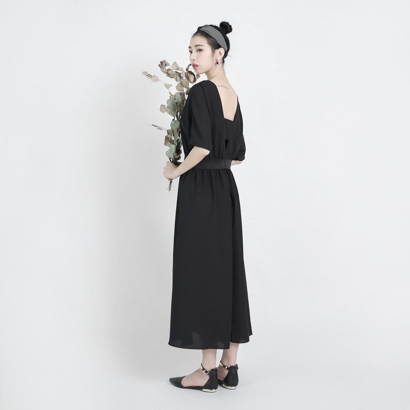 Galaxy 银河晚宴镂空洋装_8SF101_黑 - 洋装/连衣裙 - 棉．麻 黑色