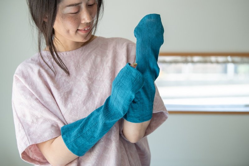 【栀子染】有机棉 泡泡纱布料 防晒袖套 - 其他 - 棉．麻 蓝色