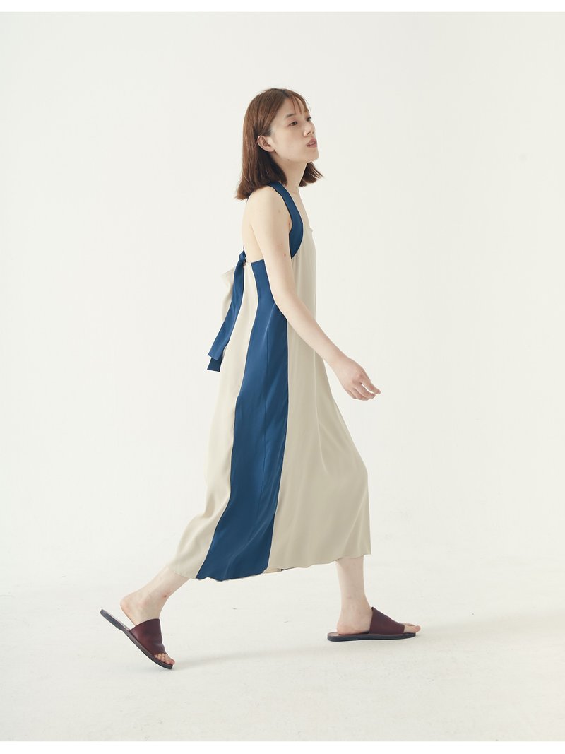 muterumours哑谜 日本强捻面料宽肩带可调节拼色背带裙 不易皱 - 洋装/连衣裙 - 聚酯纤维 