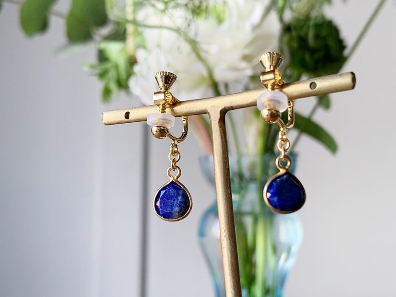 中性款【12月诞生石】带来幸运的宝石・蓝宝石・耳针/耳夹 - 耳环/耳夹 - 半宝石 蓝色