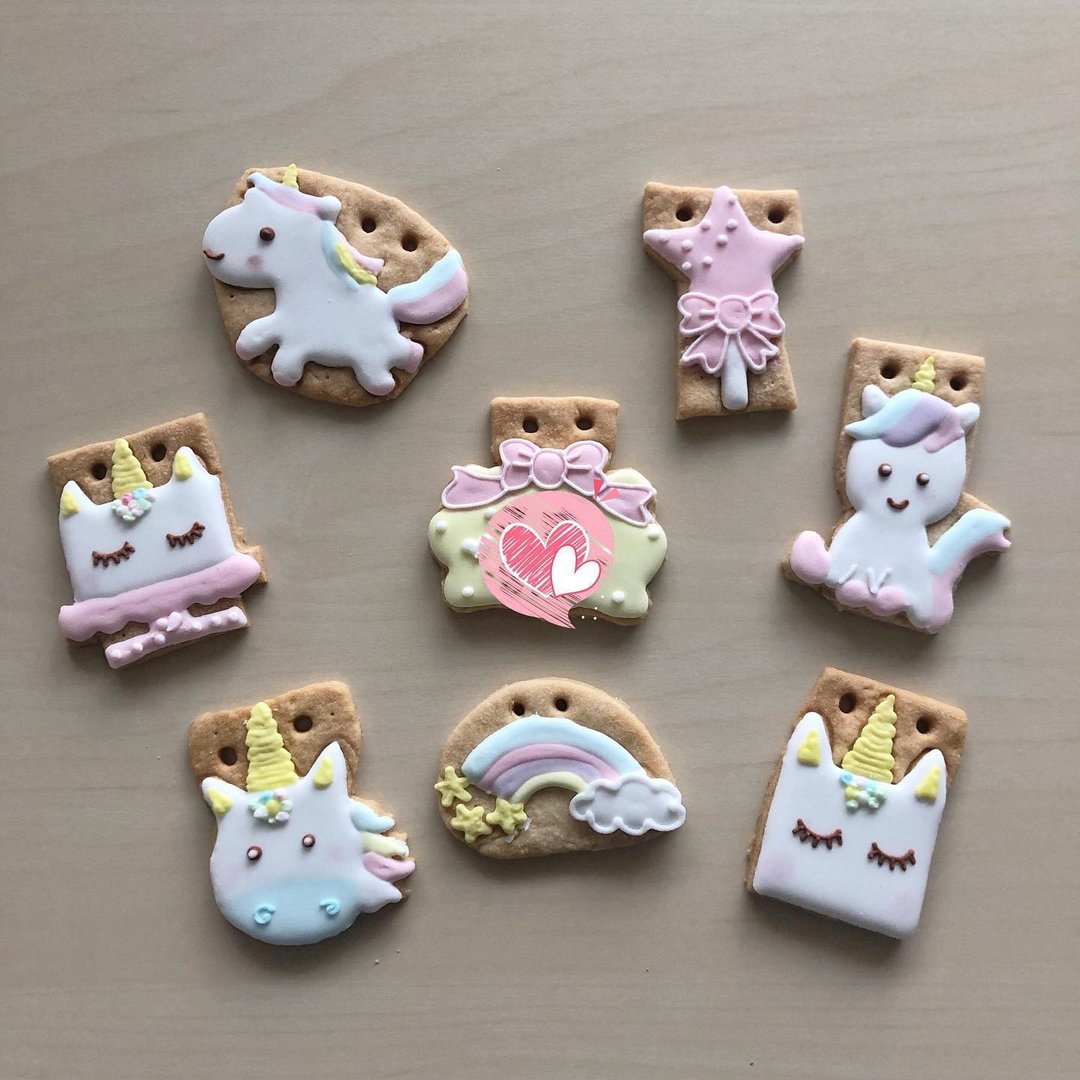 NIJI Cupcake 独角兽收涎糖霜饼干组合 【定制化礼物】 - 手工饼干 - 新鲜食材 多色