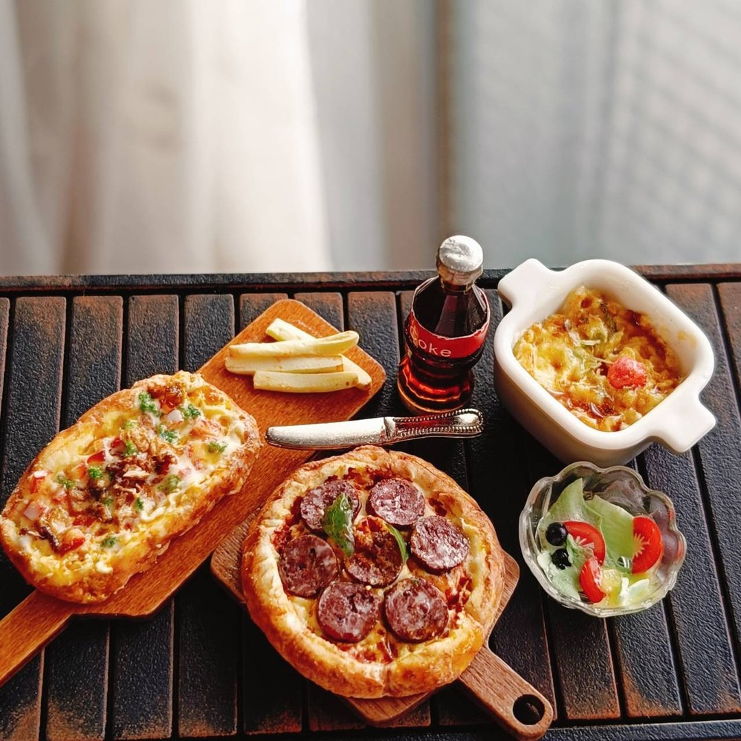 披萨 焗烤 沙拉 薯条 可乐 袖珍 手作 食玩 微型 - 摆饰 - 粘土 