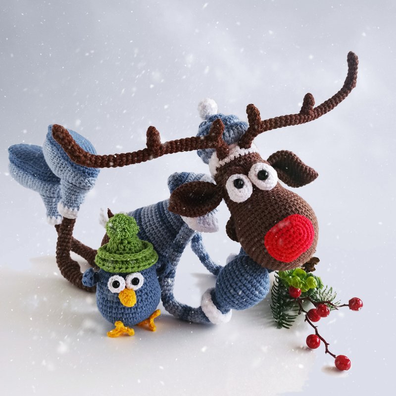 Crochet deer Rudolph, Xmas home decor, Xmas gift, amigurumi toy deer,stuffed toy - 玩具/玩偶 - 棉．麻 多色