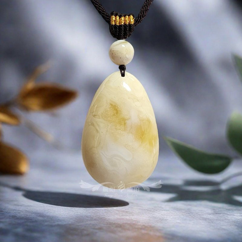 腾彪琥珀 天然白花蜜蜡 白蜡萤光纹 水滴挂件 收藏正规型 项链坠 - 项链 - 半宝石 白色