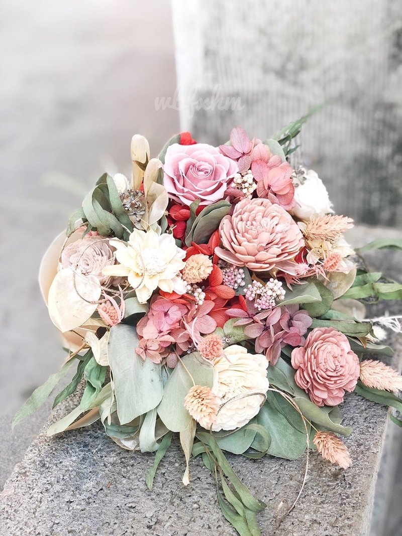 wbfxhm / 沛妳到老 干燥不凋裸粉玫瑰捧花 - 干燥花/捧花 - 植物．花 多色