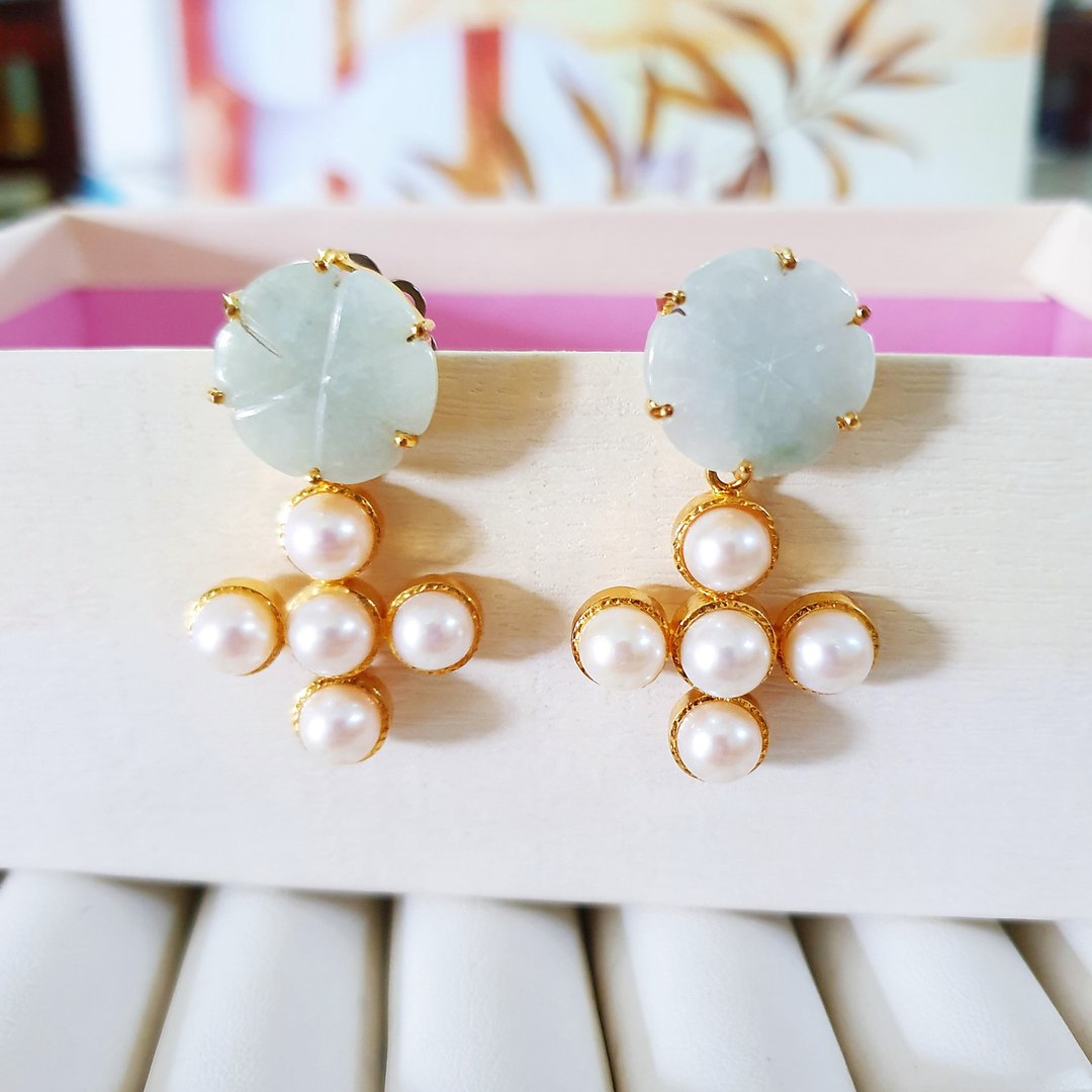 Burmese jade earrings with pearls vintagedesign 92.5 silver 18k gold plated - 耳环/耳夹 - 贵金属 