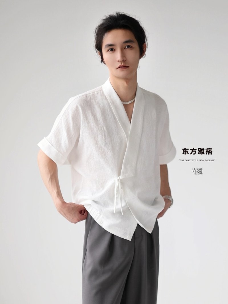 乱山昏 东方雅痞新中式国风原创纯白织纹透气交领休闲系带薄短袖 - 男装上衣/T 恤 - 其他材质 