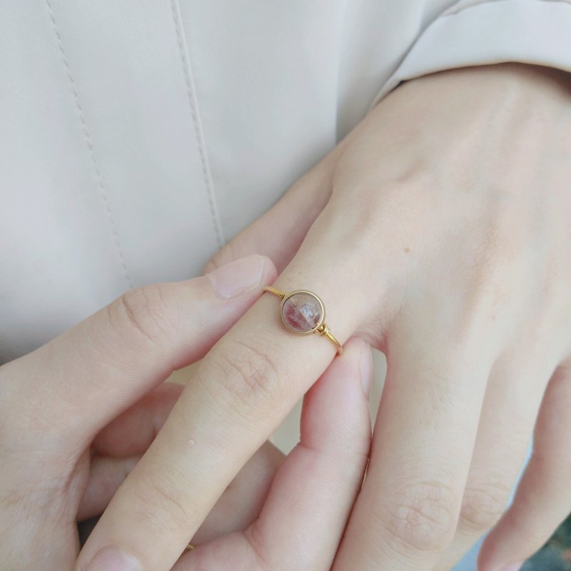 【紫幽灵戒指】半透明水晶/手作缠绕铜线/透光紫幽灵 - 戒指 - 水晶 紫色