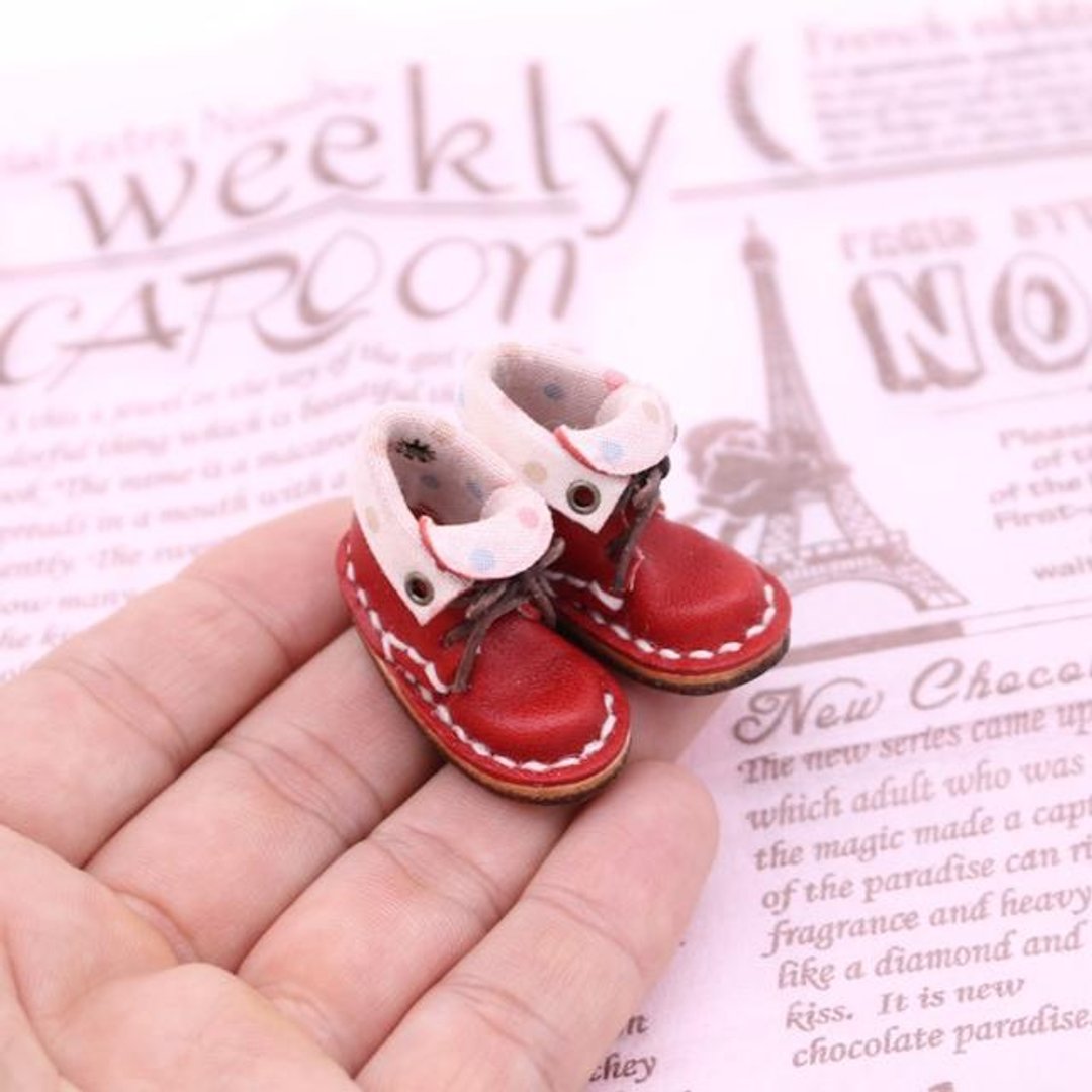 Small leather boots | Strawberry lined - 摆饰 - 真皮 红色