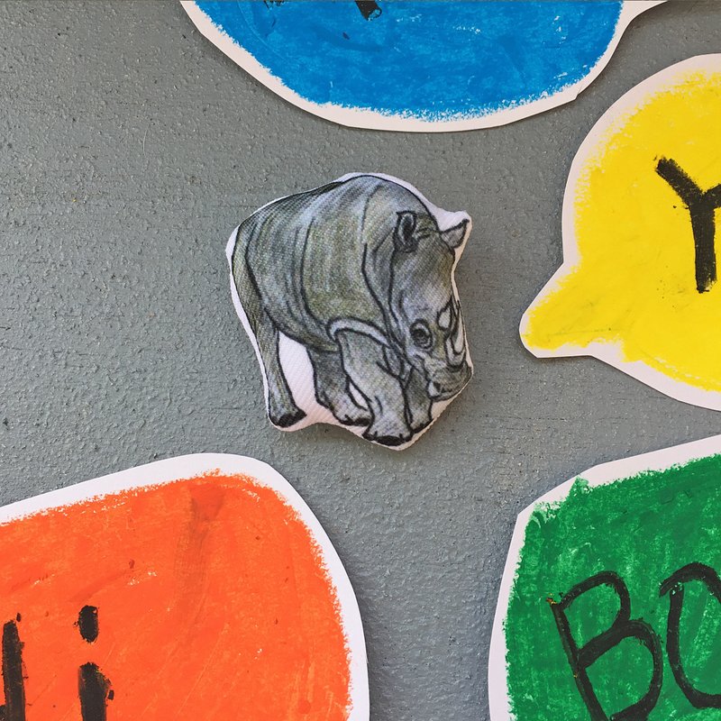 老虎.波斯猫.犀牛.英斗.查尔斯猎犬.吉娃娃的QQ澎澎别针 - 胸针 - 棉．麻 橘色