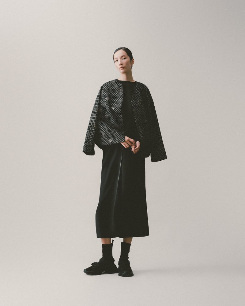 UUIN_黑白斜格网纱暗襟外套 - 女装休闲/机能外套 - 其他材质 黑色