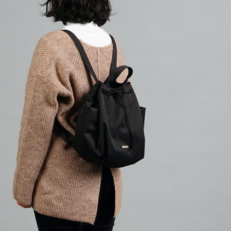 索绳束口文青小后背包S号 EMMA ECO (超黑) | 休闲旅行双肩包 - 后背包/双肩包 - 聚酯纤维 黑色