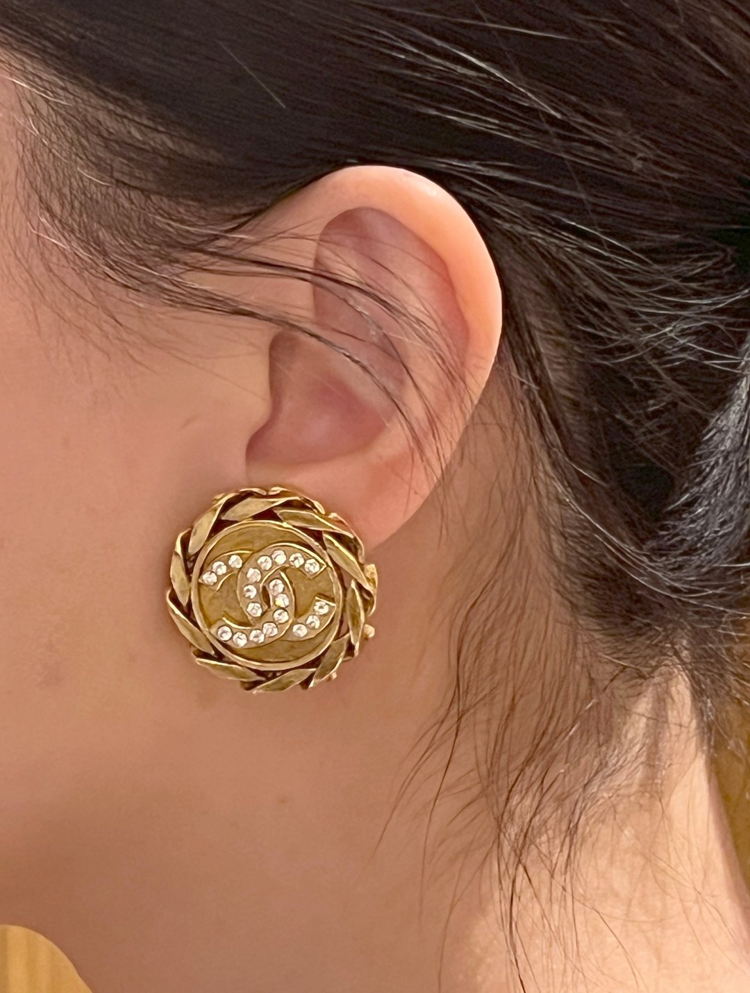 CHANEL clip-on earrings 金色水钻链条耳夹 原装盒 情人节礼物 - 耳环/耳夹 - 其他金属 金色