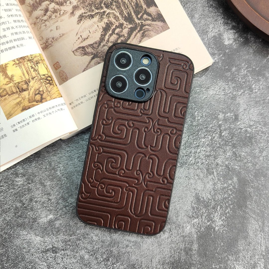 【青铜龙纹】iphone16promax手机壳真皮苹果15plus保护套14防摔13 - 手机壳/手机套 - 真皮 咖啡色