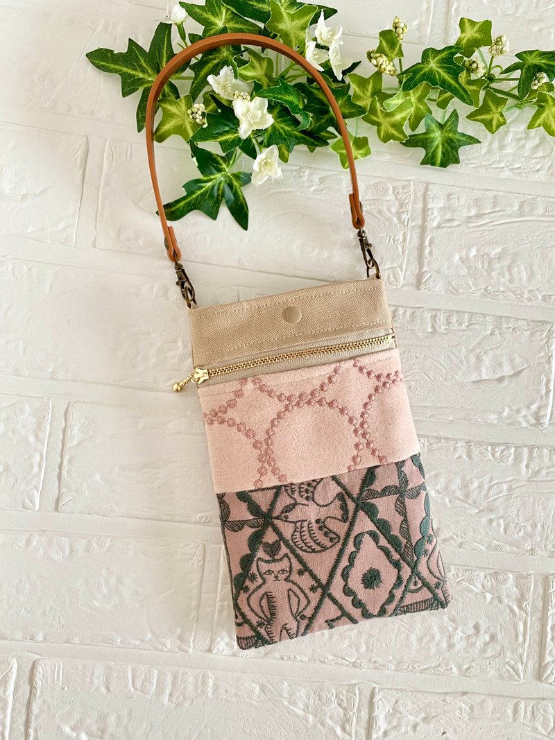 Minä Perhonen Patchwork Smartphone Pouch - 化妆包/杂物包 - 棉 