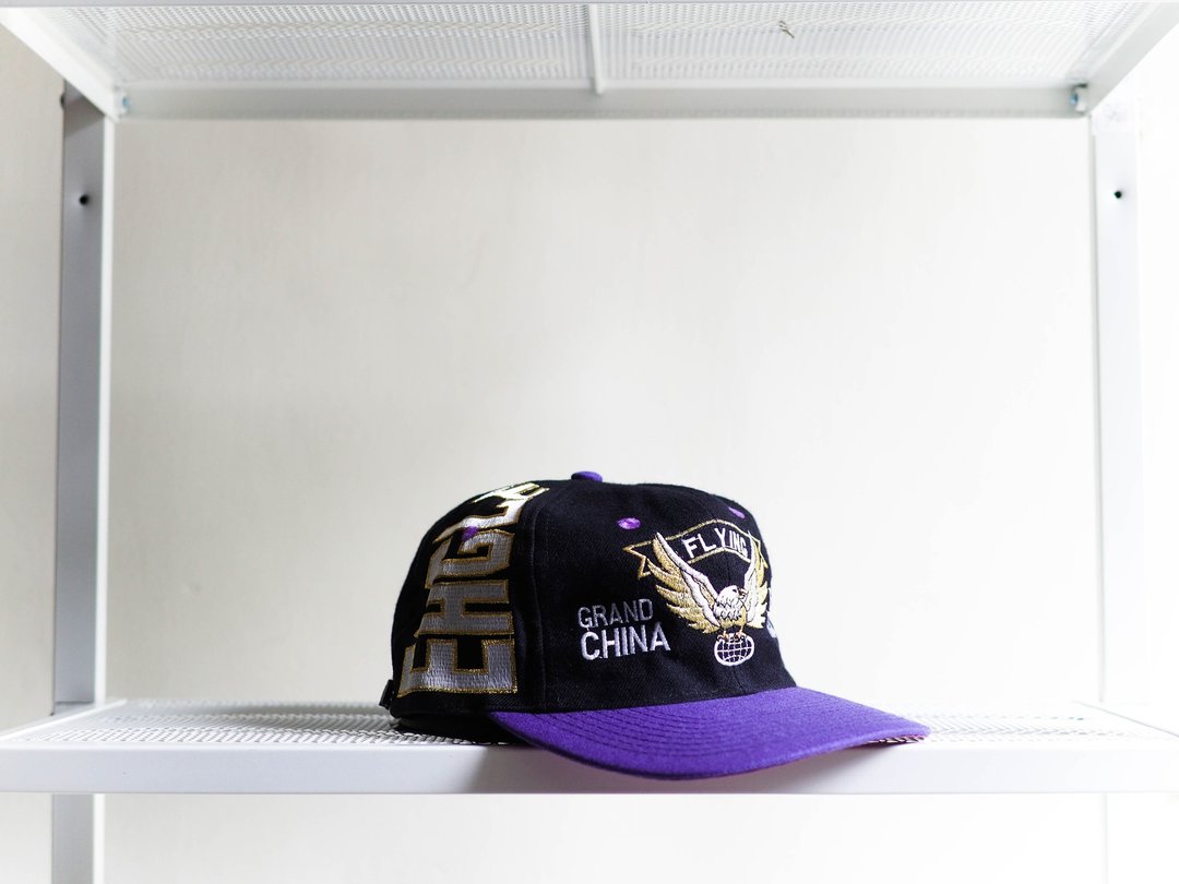 金银鹰的自由平等和平独立之城 古董圆顶鸭舌棒球帽baseball cap - 帽子 - 棉 多色